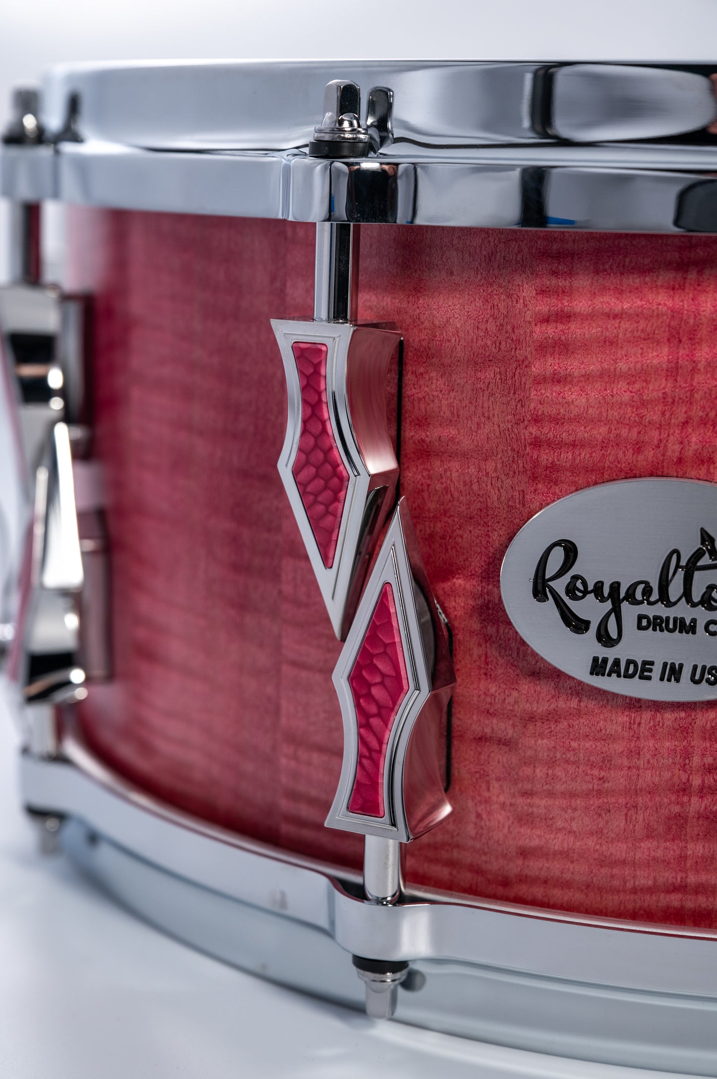 Curly Maple 10 Lug Stave Snare Drum 6.5''x14'' Satin Finish Dyed Pink with Chrome Lugs and Pink Juma Inlays