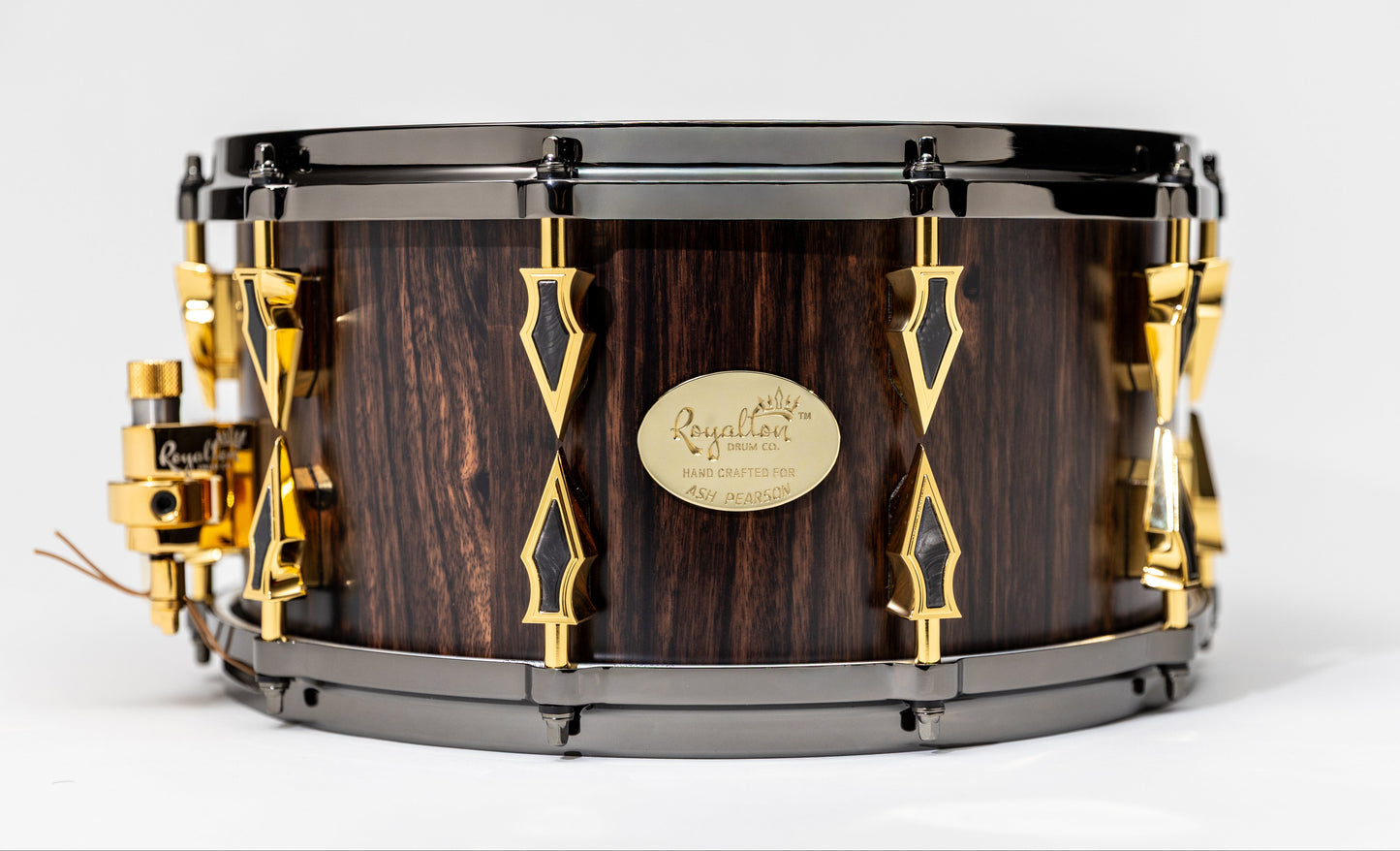 Macassar Ebony 10 Lug Stave Snare 7''x14'' with 24k Gold Hardware and Juma Black Dragon Inlays