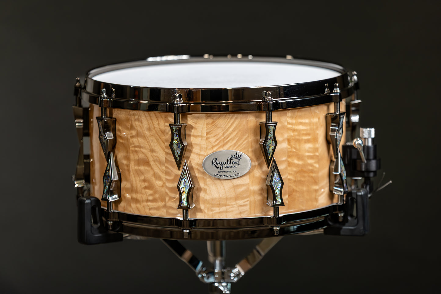 Quilted Maple Snare 7"x14" High Gloss Finish with Antique Brushed Black Nickel Lugs And Pàua Shell Inlays