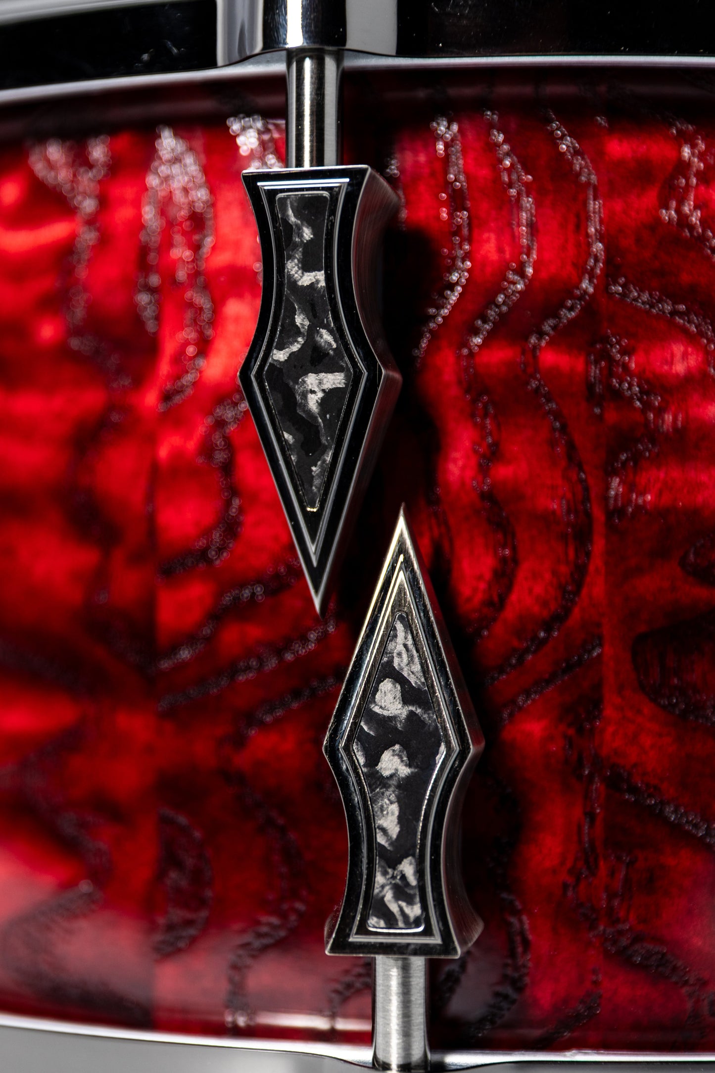 Quilted Ash 8 Lug Stave Snare Drum 7''x14'' Dyed Dark Red, High Gloss Finish with Custom Antique Brushed Black Nickel Lugs and Black Camo Carbon Fiber Inlays