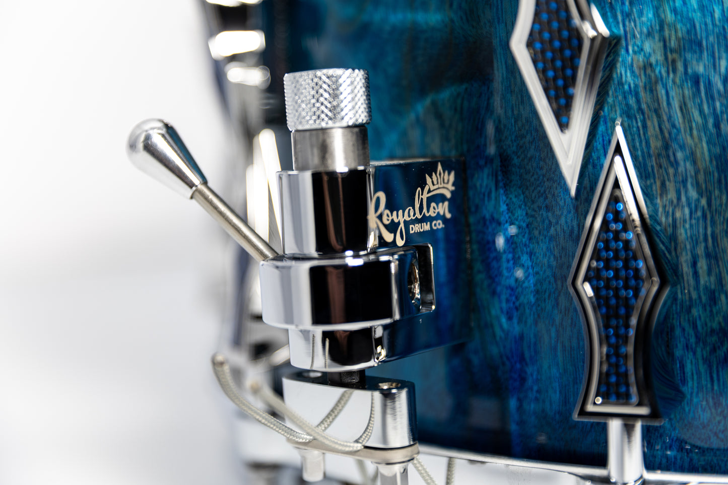 Flame Birch 10 Lug Stave Snare Drum 7"x14" High Gloss Finish With Chrome Hardware and Blue Lightning Strike Carbon Fiber Inlays