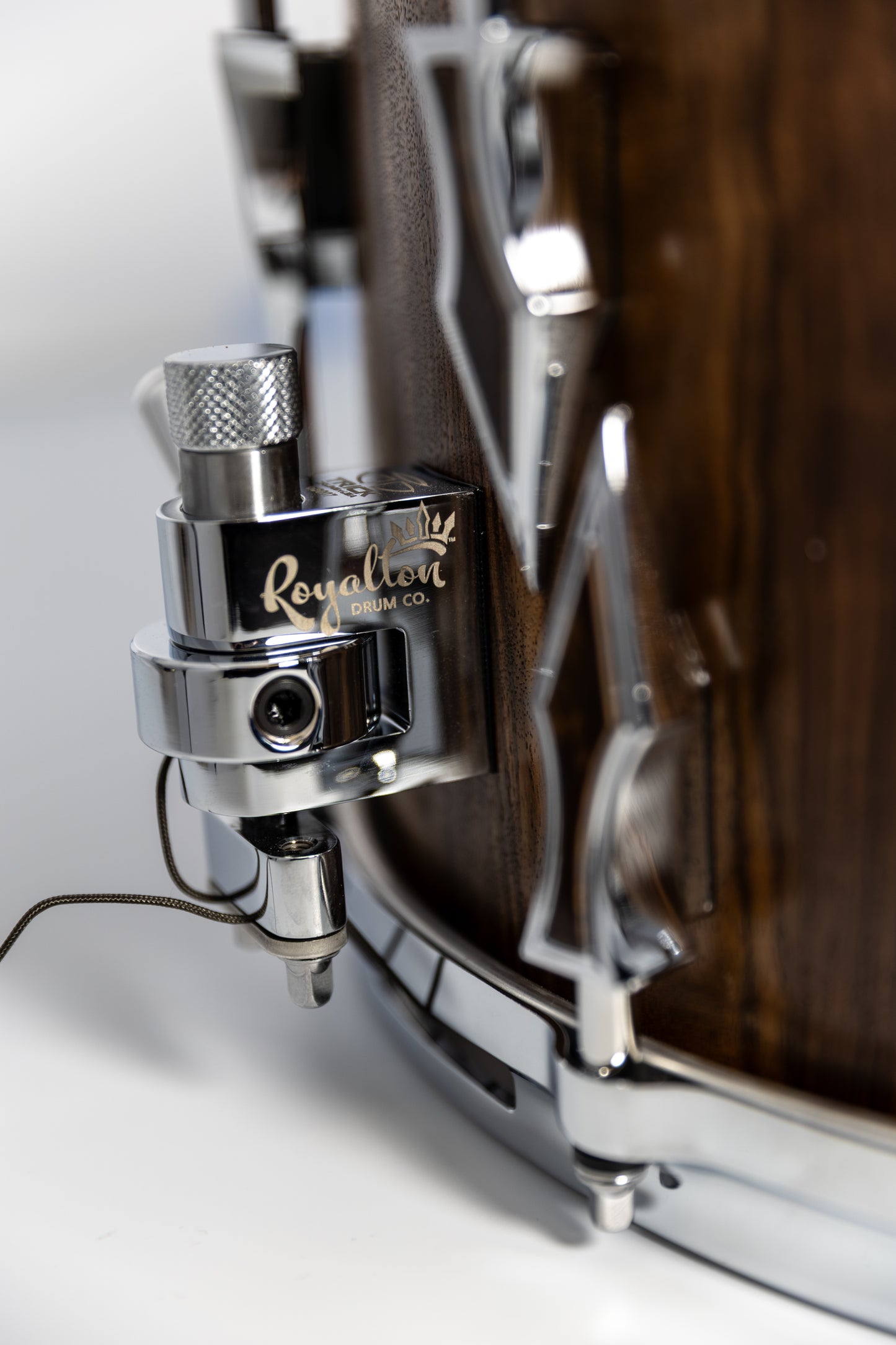 Turkish Walnut 10 Lug Stave Snare Drum 7.5''x14'' Satin Finish with Chrome Lugs and Juma Brown Dragon Inlays